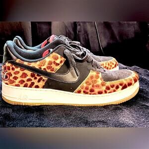 Nike Air Force 1 x Saner Hispanic Heritage Month, Los
Primeros 2017